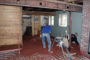 Gekleurde cementdekvloer