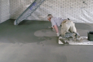 Gepleisterde cementvloer