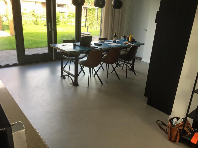 Design Woonbeton eetkamer
