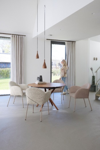 Lavasteen Gietvloer Eetkamer Lavasteen gietvloer