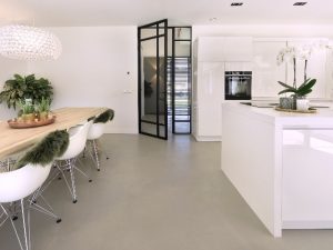 Berkers Vloeren woonbeton & gietvloeren sinds 1990 - project Woonbeton The Art of Living