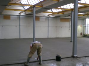 Alles over cementdekvloeren | Berkers Vloeren