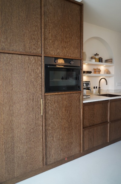 Japandi stijl keuken met Minimal Sand gietvloer