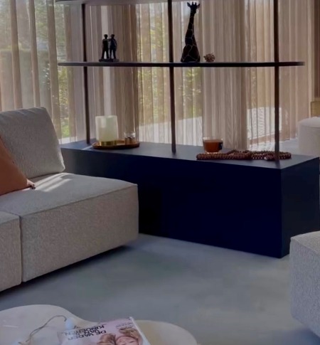 Minerale Gietvloer | Japandi stijl Minerale gietvloer Japandi woonkamer | Berkers Vloeren