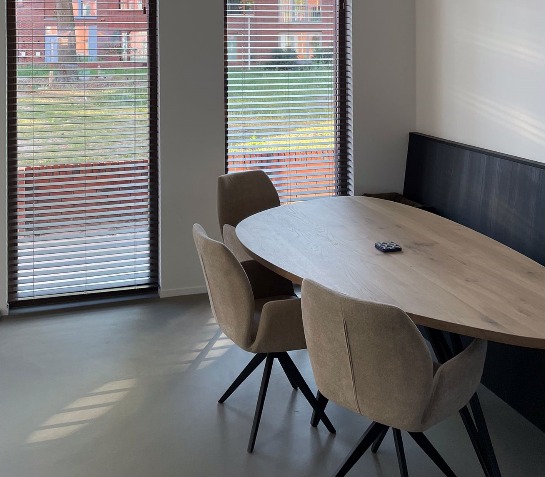 Minerale Gietvloer leefkeuken | Berkers Vloeren Minerale gietvloer leefkeuken | Berkers Vloeren