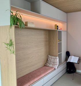 Minimal Sand gietvloer in Scandinavisch interieur | Berkers Vloeren